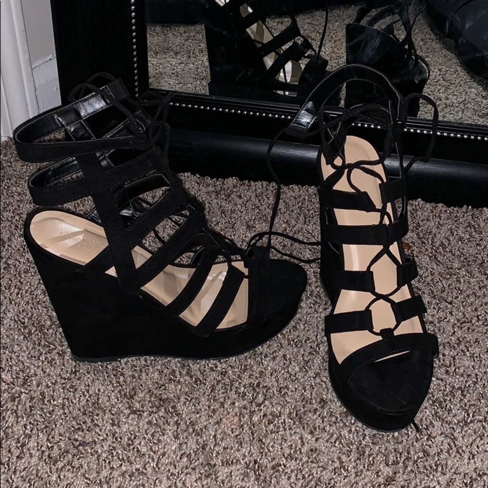 Strappy black wedges